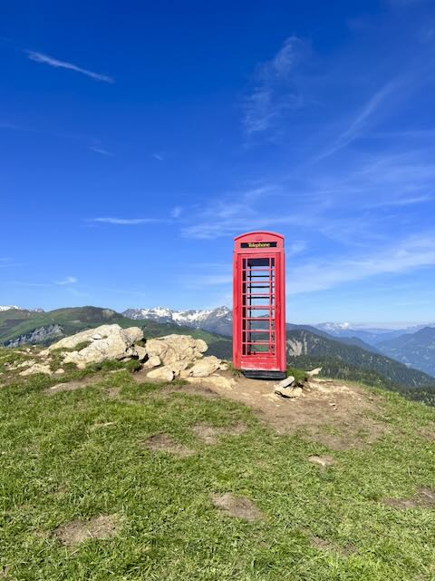 CABINE TÉLÉPHONIQUE DU LAC DE ROSELEND — photo 2