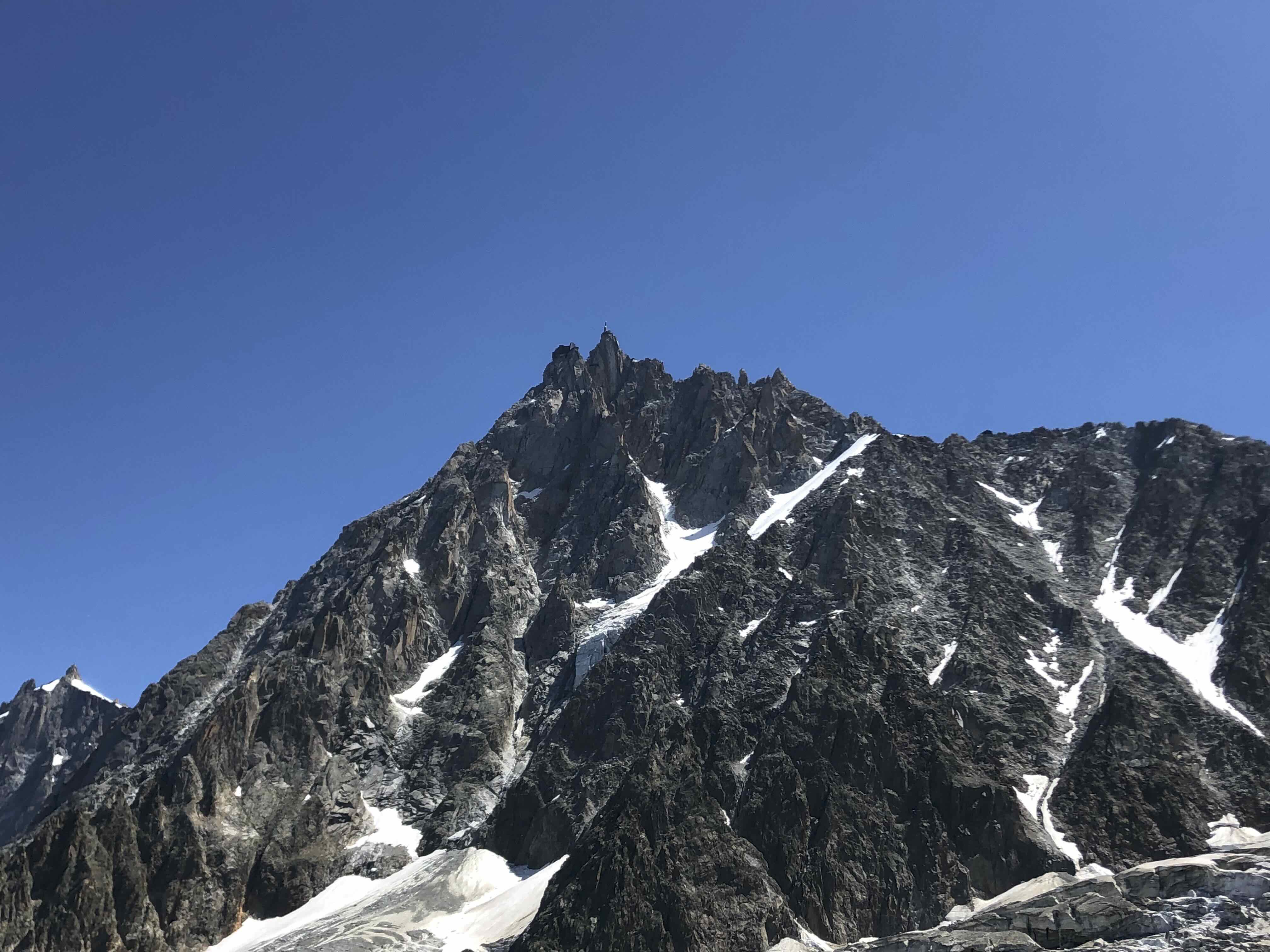 CASCADE DE DARDS ET TUNNEL DU MONT-BLANC — photo 2