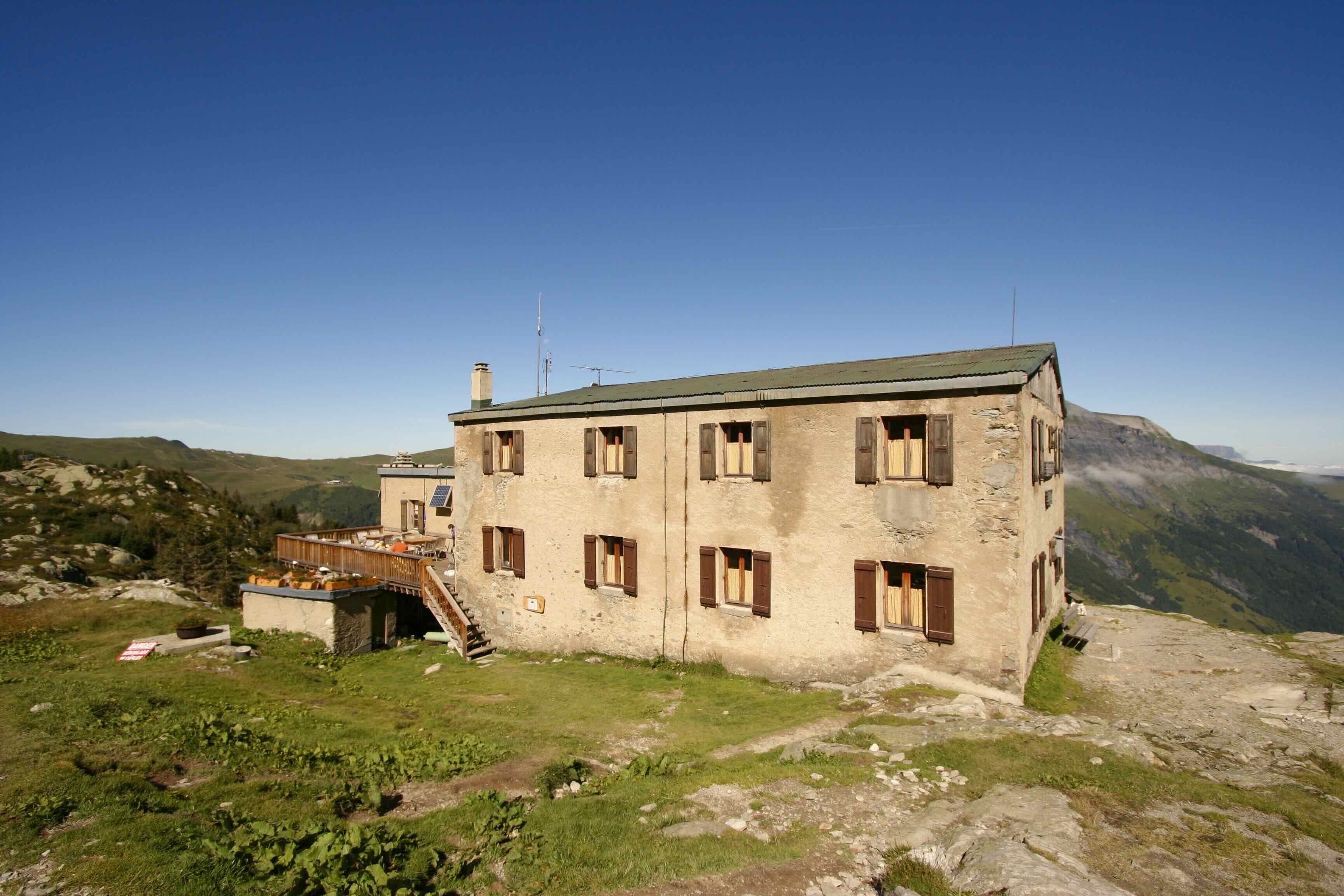 REFUGE TRÉ LA TÊTE — photo 2