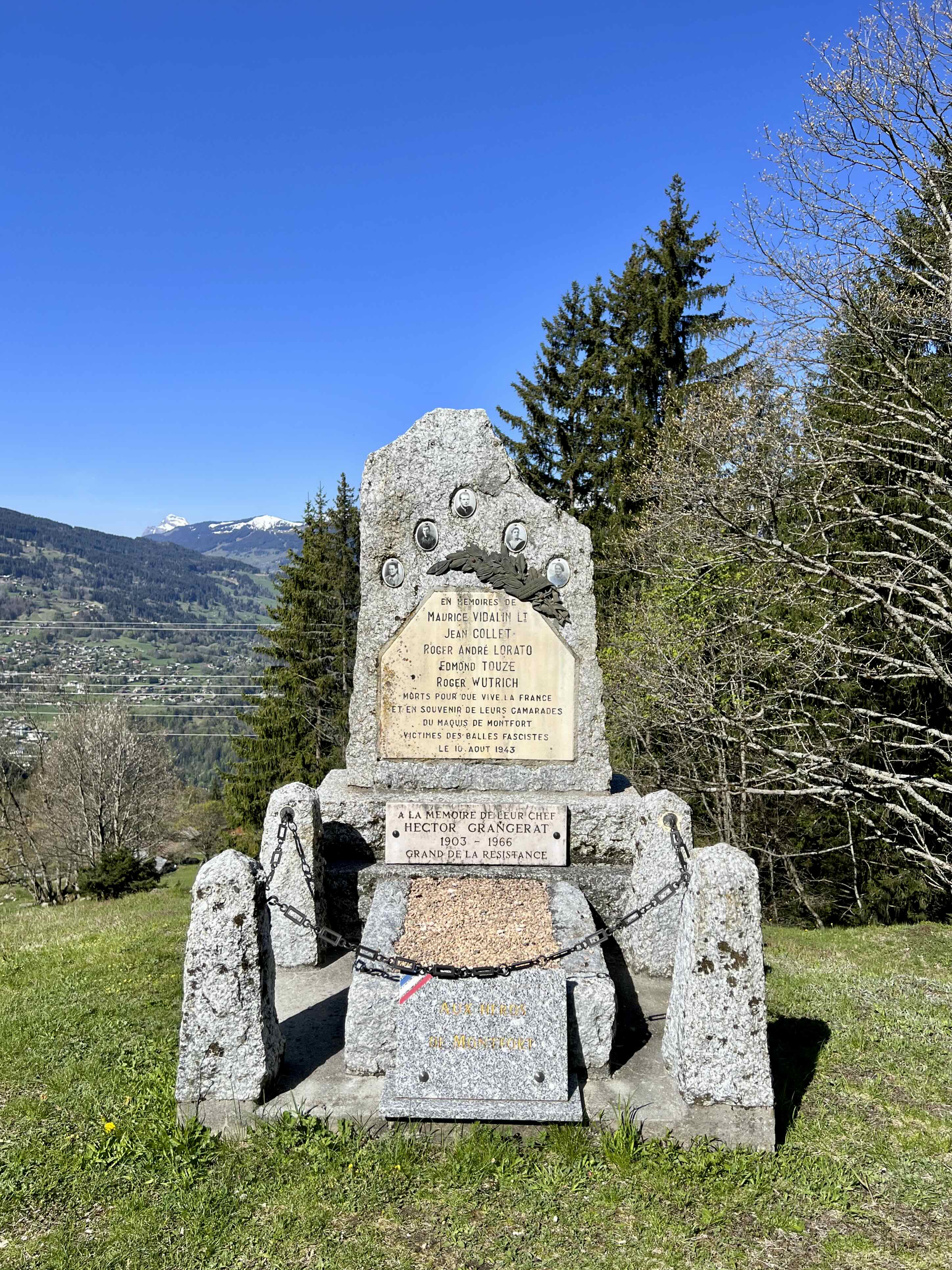 CHEMINÉES DES FÉES ET MAQUIS DE MONTFORT
