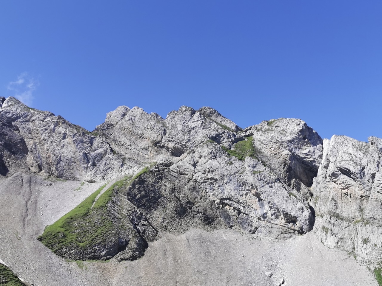 PETIT TOUR DES ARAVIS — photo 11