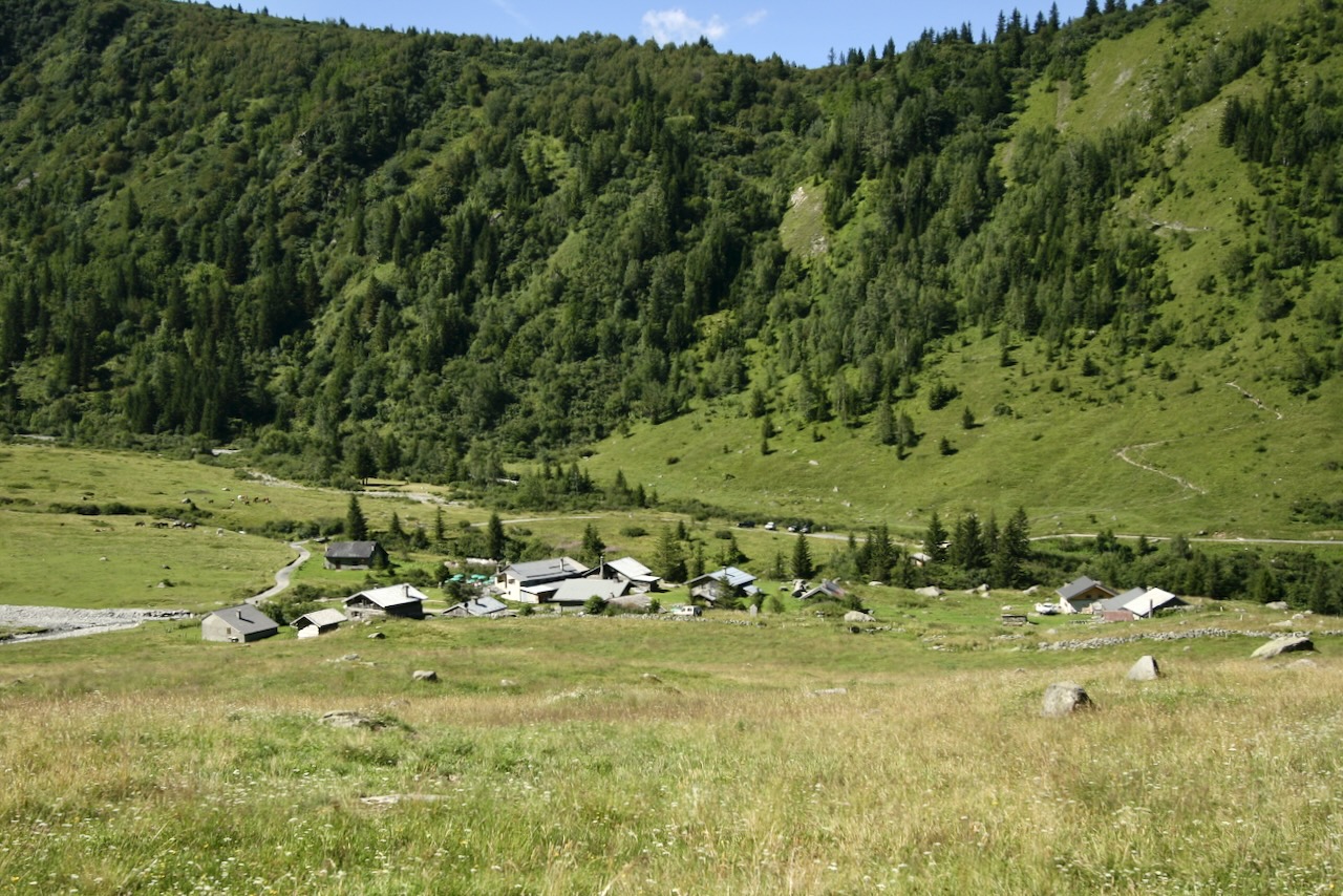 TOUR DU VAL MONTJOIE — photo 3